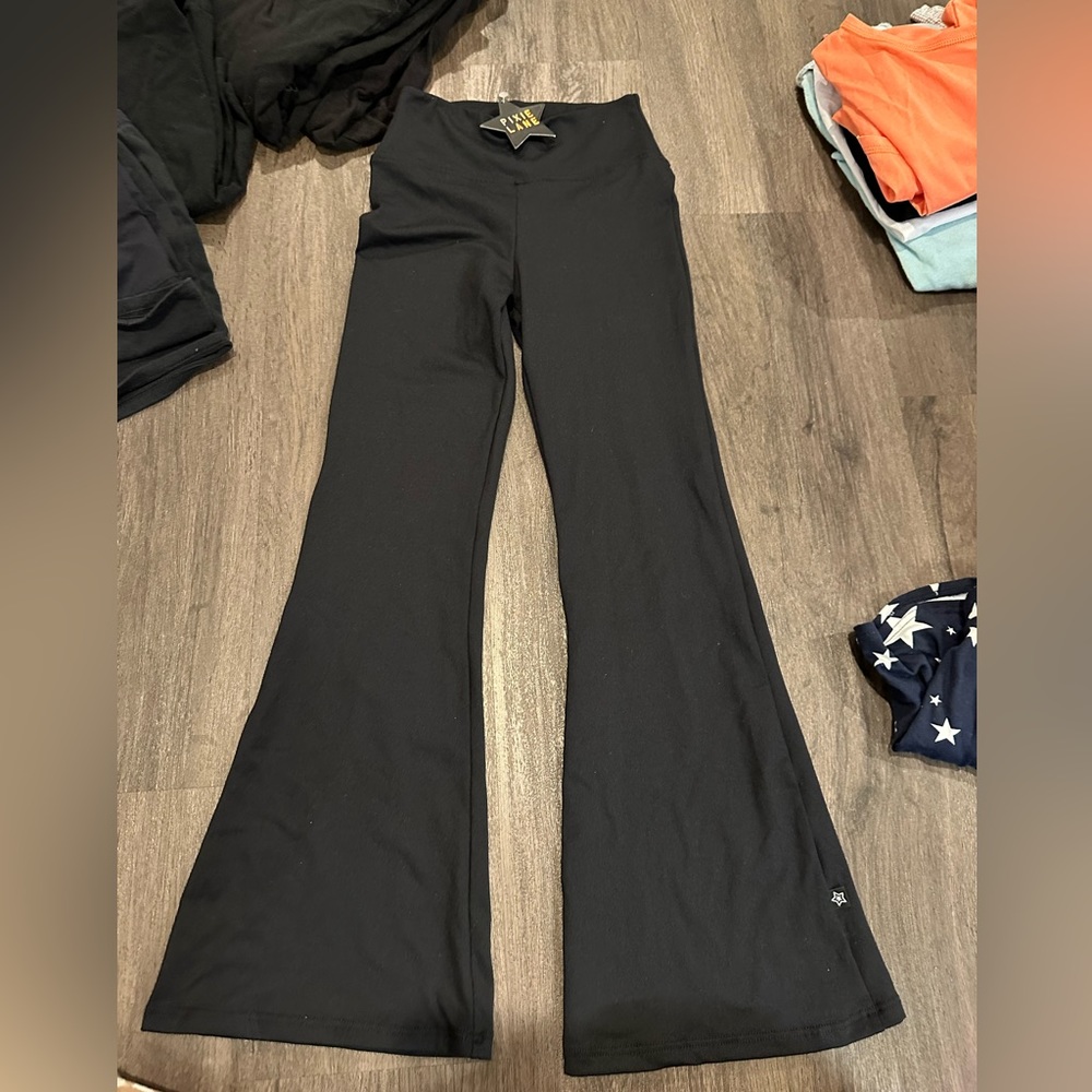 Girls Pixie Lane Black Flair Leggings! Size 8 - Never Worn!